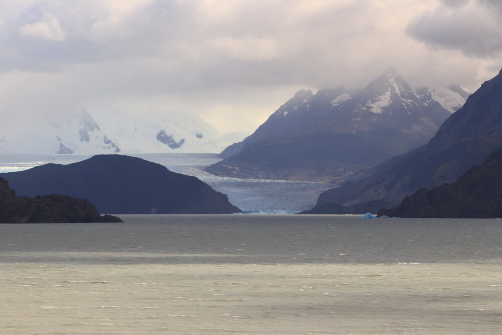 Gletscherzunge des Grey Gletschers im Torres del Paine Nationalpark