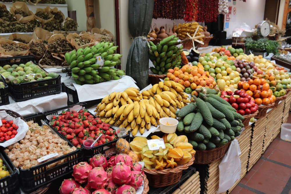 Essen auf Madeira: Früchte auf dem Mercado Dos Lavradores
